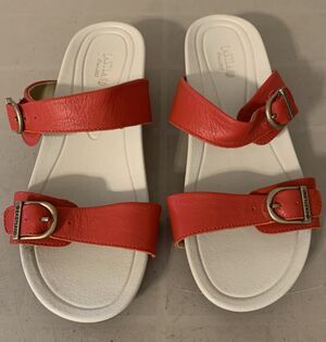 New Eastland Cape Ann Strappy Sandals Womans 8 Red Orange Leather Slip Ons Flats